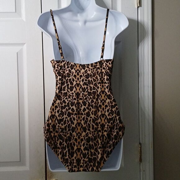 Pursuit cheetah print one piece bathing suit  Sz 12 NWOT - Picture 4 of 10